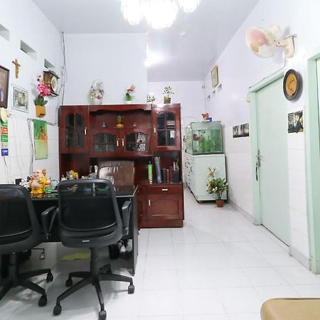 Emy'S Guesthouse Jenggrik Exterior photo